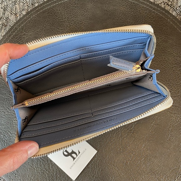 Snob essentials zip around continental wallet striped - Picture 3 of 5